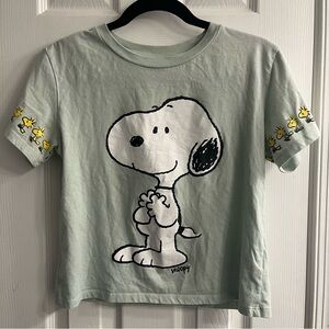 Peanuts, medium, Snoopy, lightly cropped tee- Light Green
